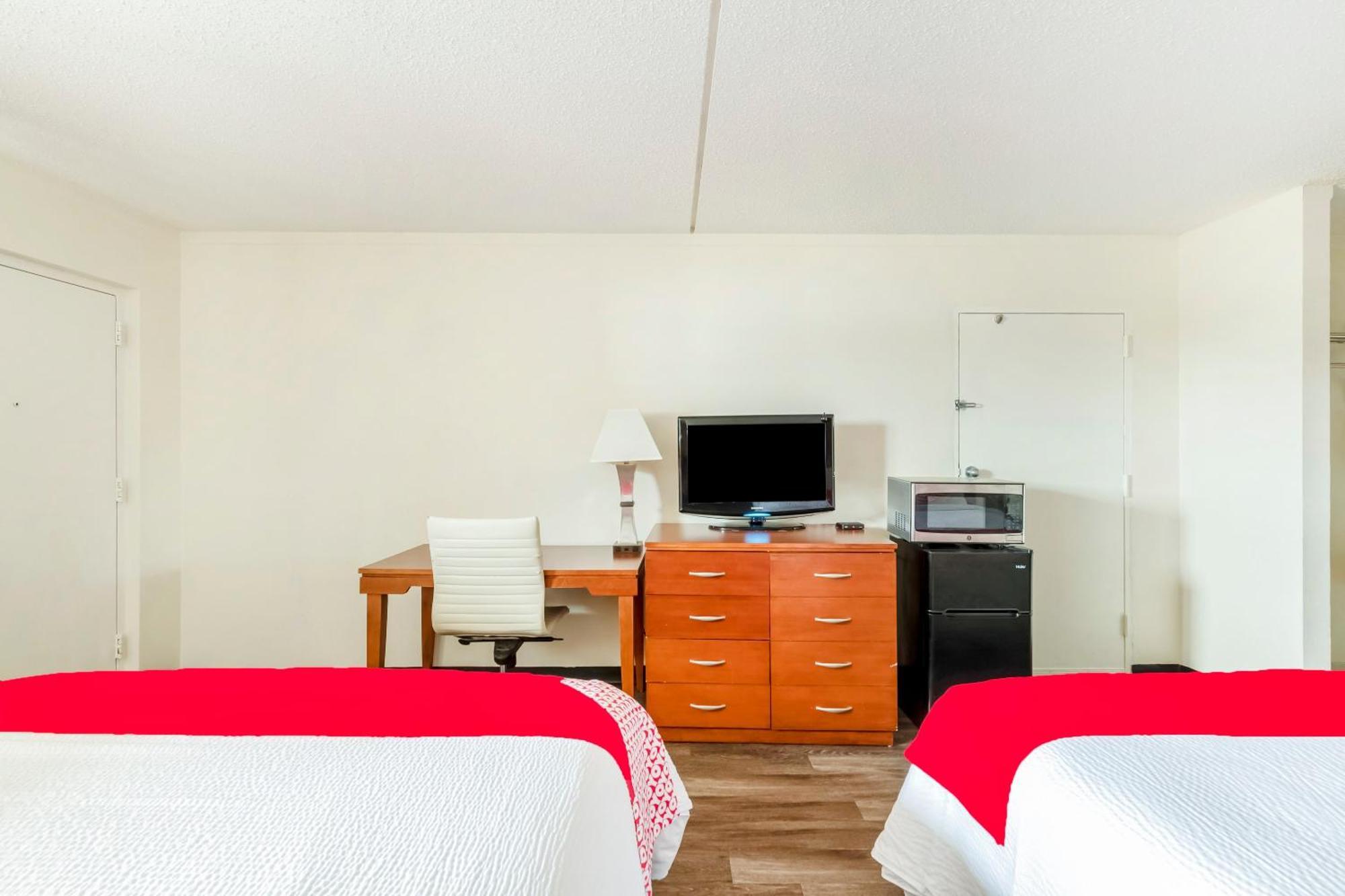 Oyo Hotel San Antonio Lackland Afb Seaworld Hwy 90 W Exteriör bild