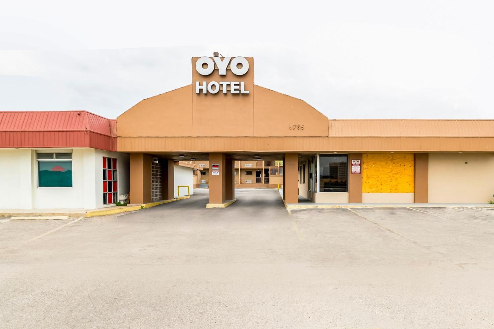 Oyo Hotel San Antonio Lackland Afb Seaworld Hwy 90 W Exteriör bild