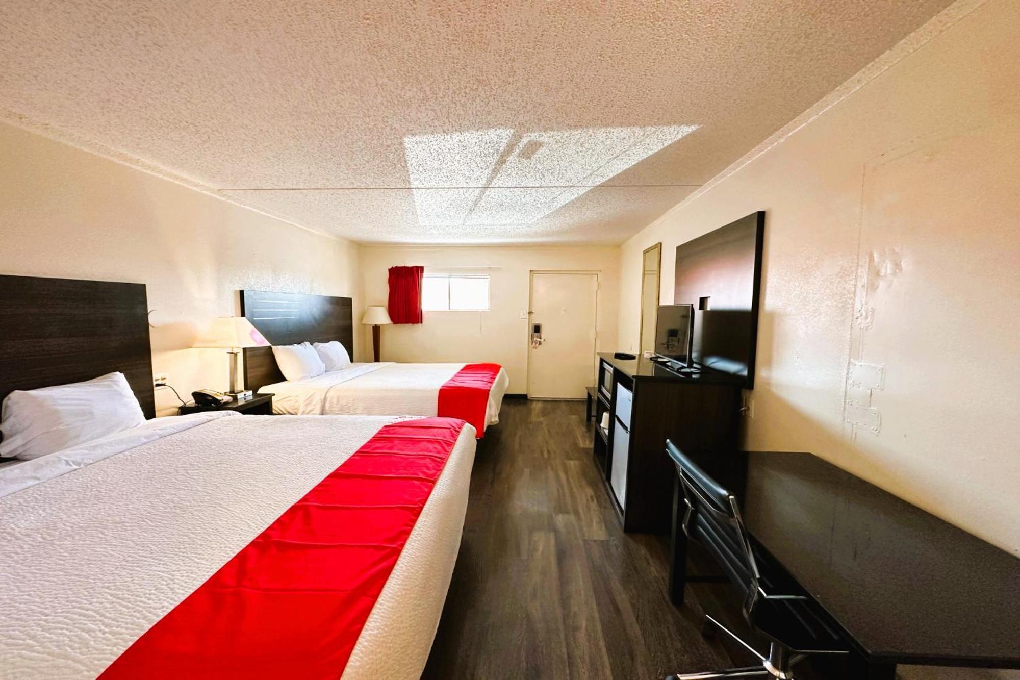 Oyo Hotel San Antonio Lackland Afb Seaworld Hwy 90 W Exteriör bild
