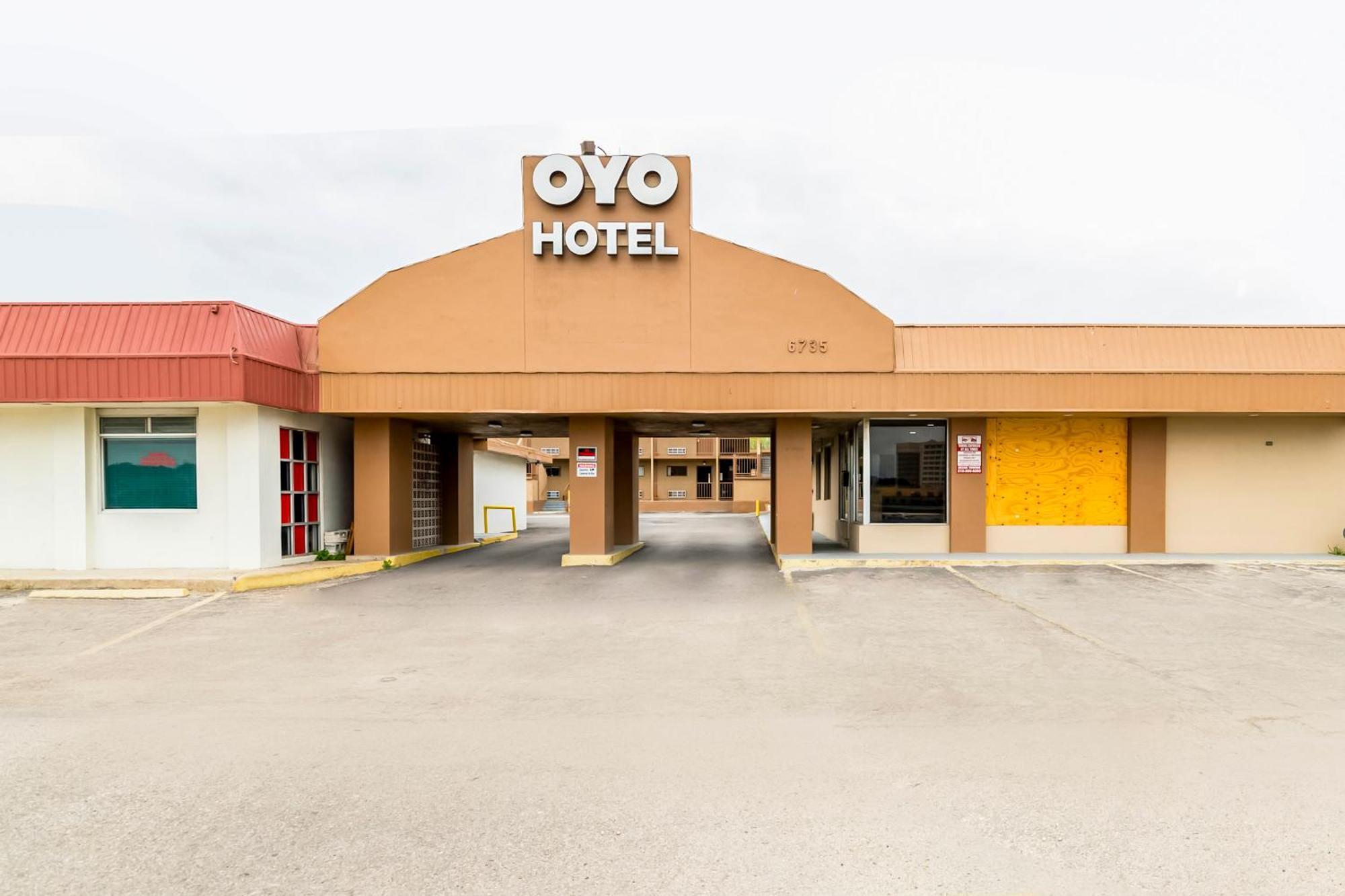 Oyo Hotel San Antonio Lackland Afb Seaworld Hwy 90 W Exteriör bild